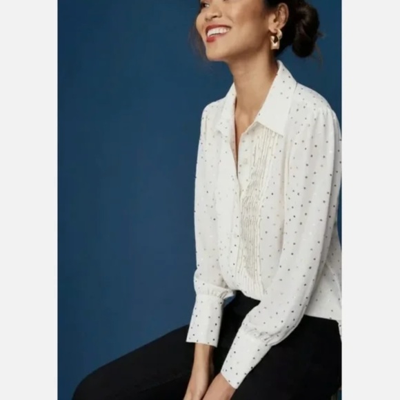 Untuck It Gold Detail Button Down Blouse - Picture 5 of 5